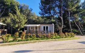 Camping Aux Portes De Cassis Roquefort-la-Bédoule Exterior photo