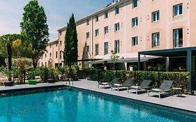 Hotel Escale Oceania Aix-En-Provence Exterior photo