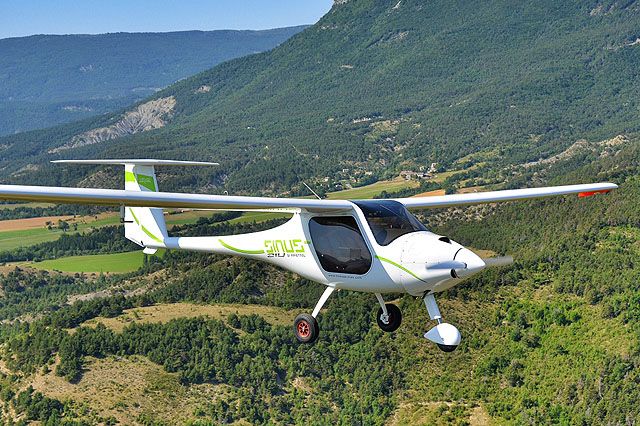 LPINE FLYING SCHOOL hautes alpes